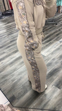 Load image into Gallery viewer, Howdy Camo Set
